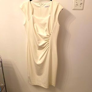 Calvin Klein fitted dress - Size 6